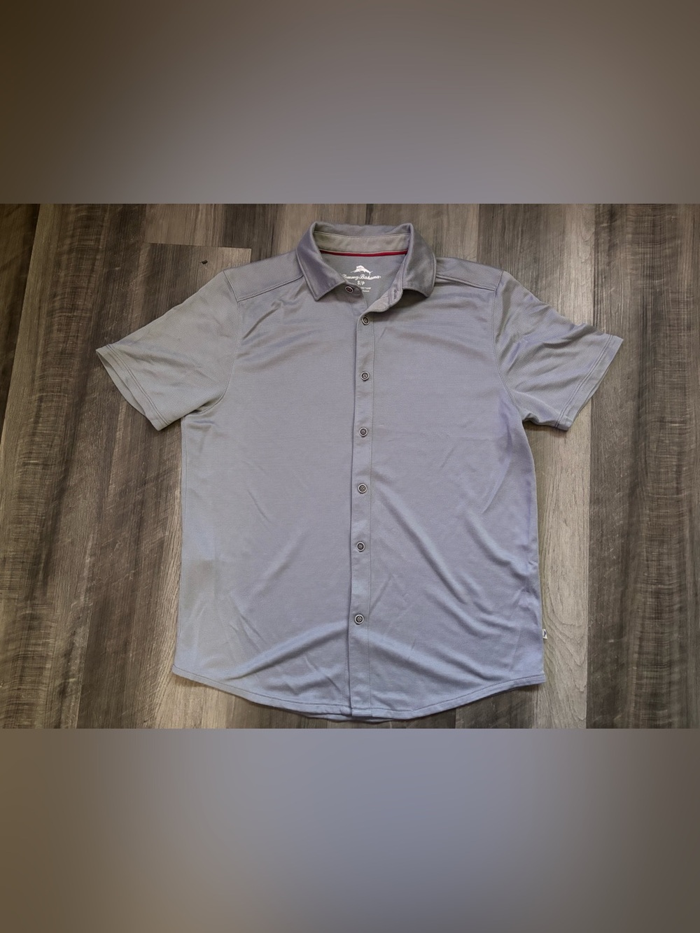 Tommy Bahama Men's Small Short Sleeve Button Up Shirt 75% Tencel 25% Polyester